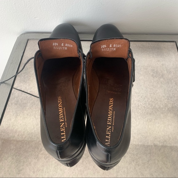 Allen Edmonds Black Leather Men's Shoes - Picture 3 of 9